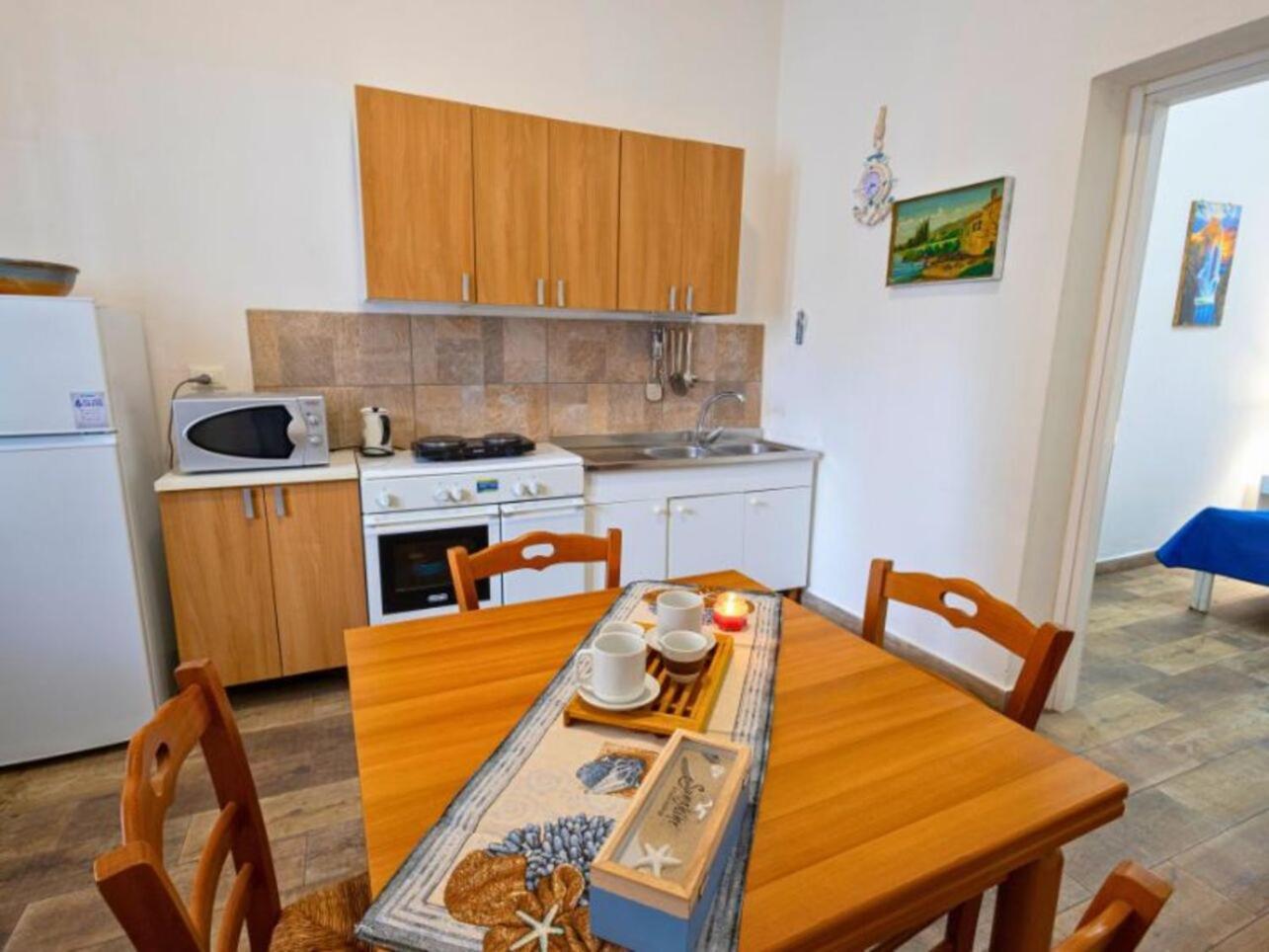 Lovely Apartment In Palermo-Sferracavallo Eksteriør billede